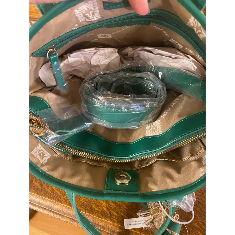 Anne Klein Wynn Green Striped Tote Bag with Pouch and Crossbody Strap NEW - Picture 8 of 13